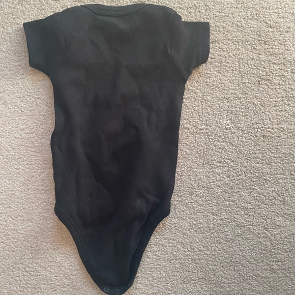 🌾 pearls & purse onesie - Picture 2 of 6